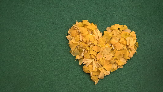 heart-shaped yellow artwork