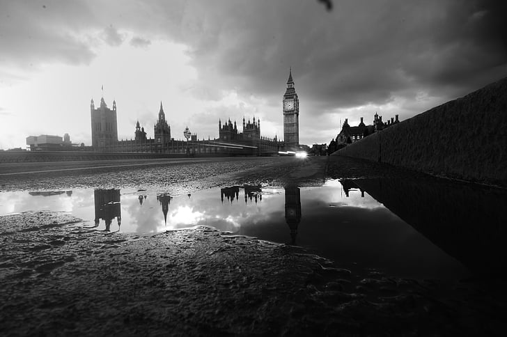 grayscale photography of Big Ben, London