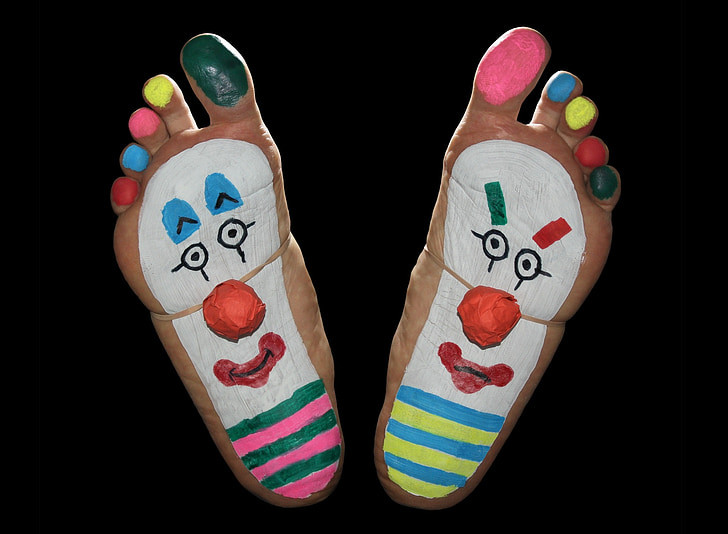 clown foot art