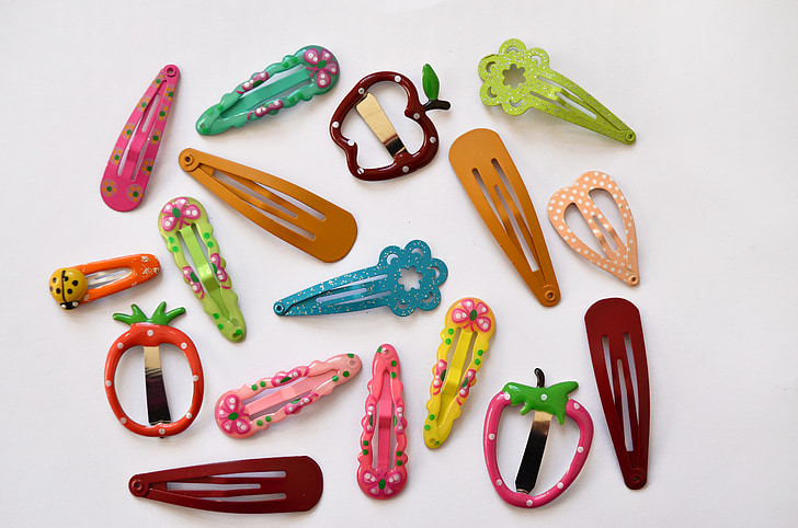 assorted-color hair clips