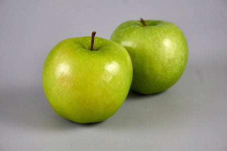 two green apple fruits
