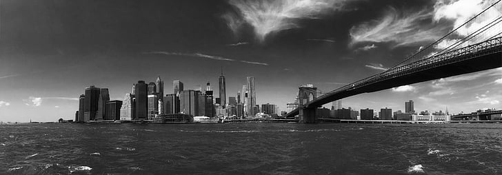 Brooklyn bridge, New York City grayscale photo