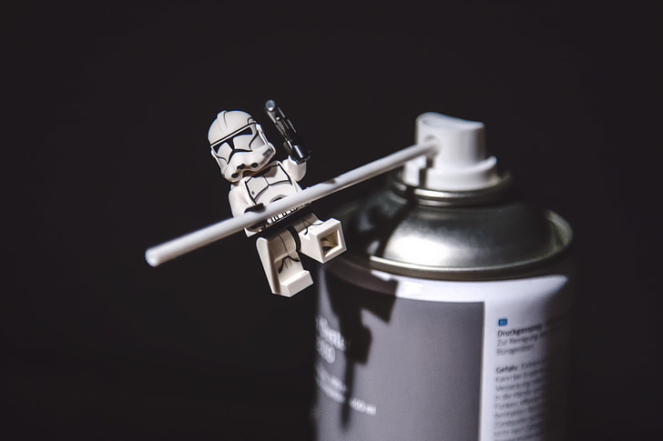 Lego Star Wars on spray can