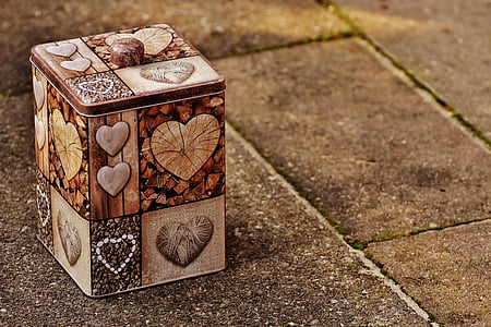 brown heart cube on tile