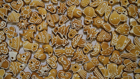 brown and white cookies
