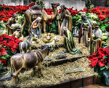 Nativity Scene ceramic figurines