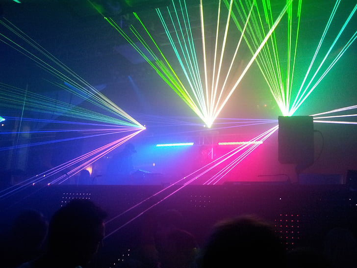 photo: lights on stage | PickPik