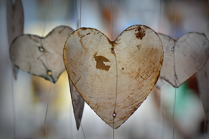 white hearts hanging decors