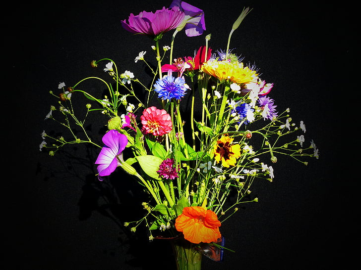 variety of flower bouquet closeup photography