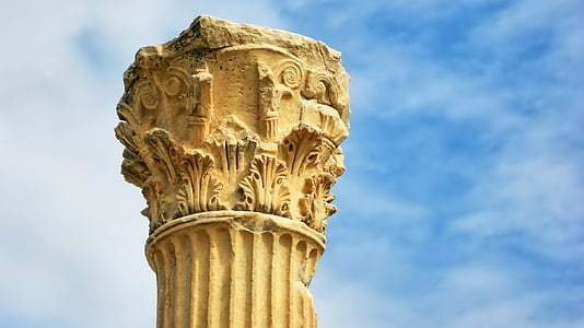 close up photography of beige column