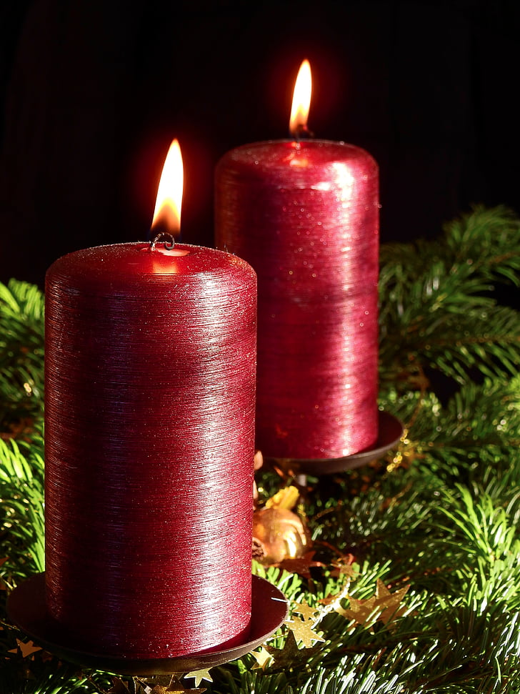 two red pillar candles