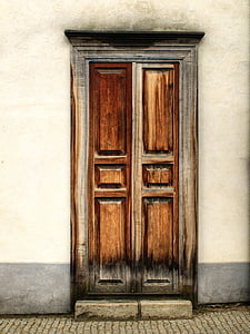 brown and grahy wooden door
